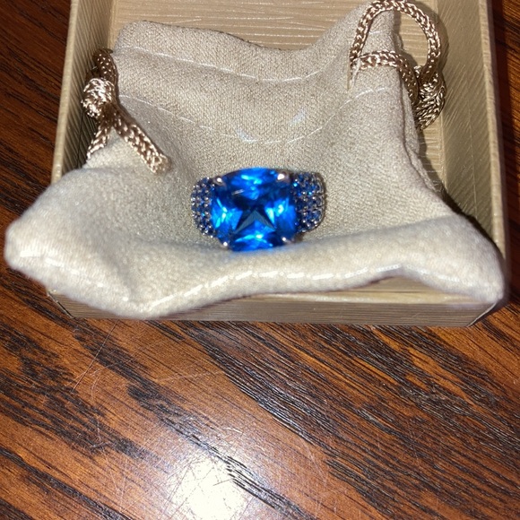 JTV 8.01CTW SQUARE CUSHION AND ROUND LAB CREATED BLUE SPINEL SIZE 6. Sterling - Picture 5 of 5